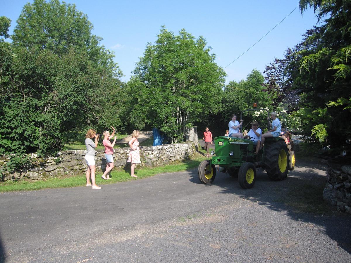 Argences-en-Aubrac Le Clos De Banes المظهر الخارجي الصورة